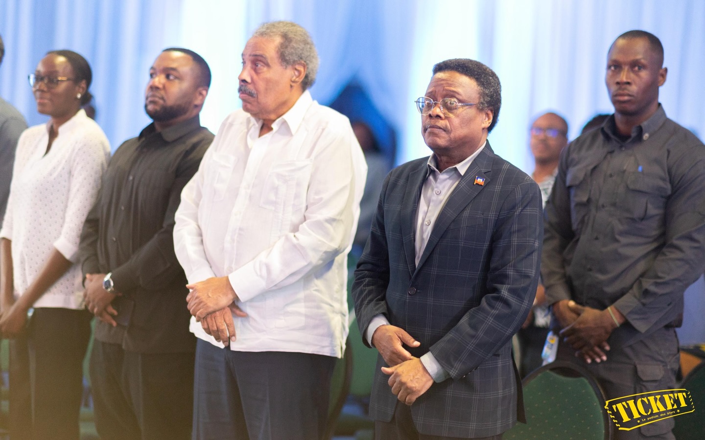 Le conseiller-président Fritz Alphonse Jean rend hommage à Dadou Pasquet au Karibe