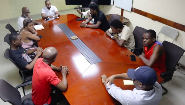 Incendie à l’École nationale de Colombie : réunion d’urgence au FAES 