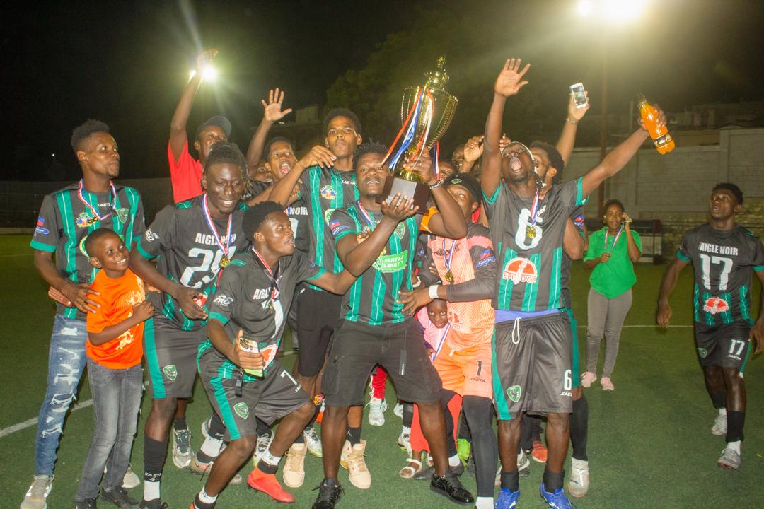 L'Aigle Noir AC remporte le tournoi Jacques Brisson Mompoint