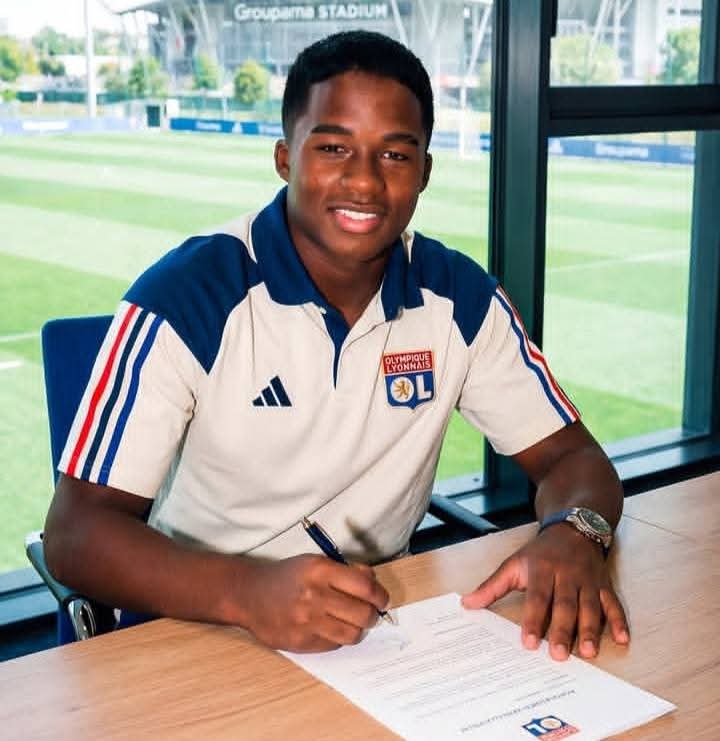 Ligue 1: avec Endrick, Lyon espère être d'attaque après la trêve