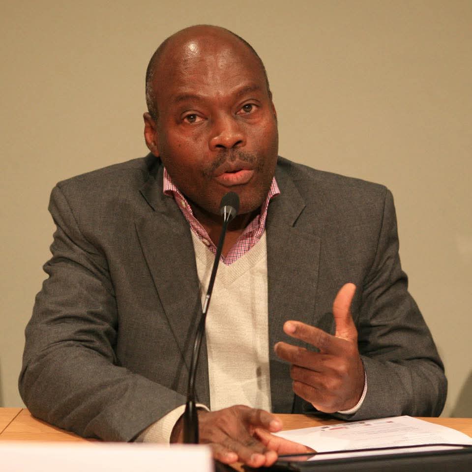 Gotson Pierre réclame le retrait du décret sur la liberté d’expression