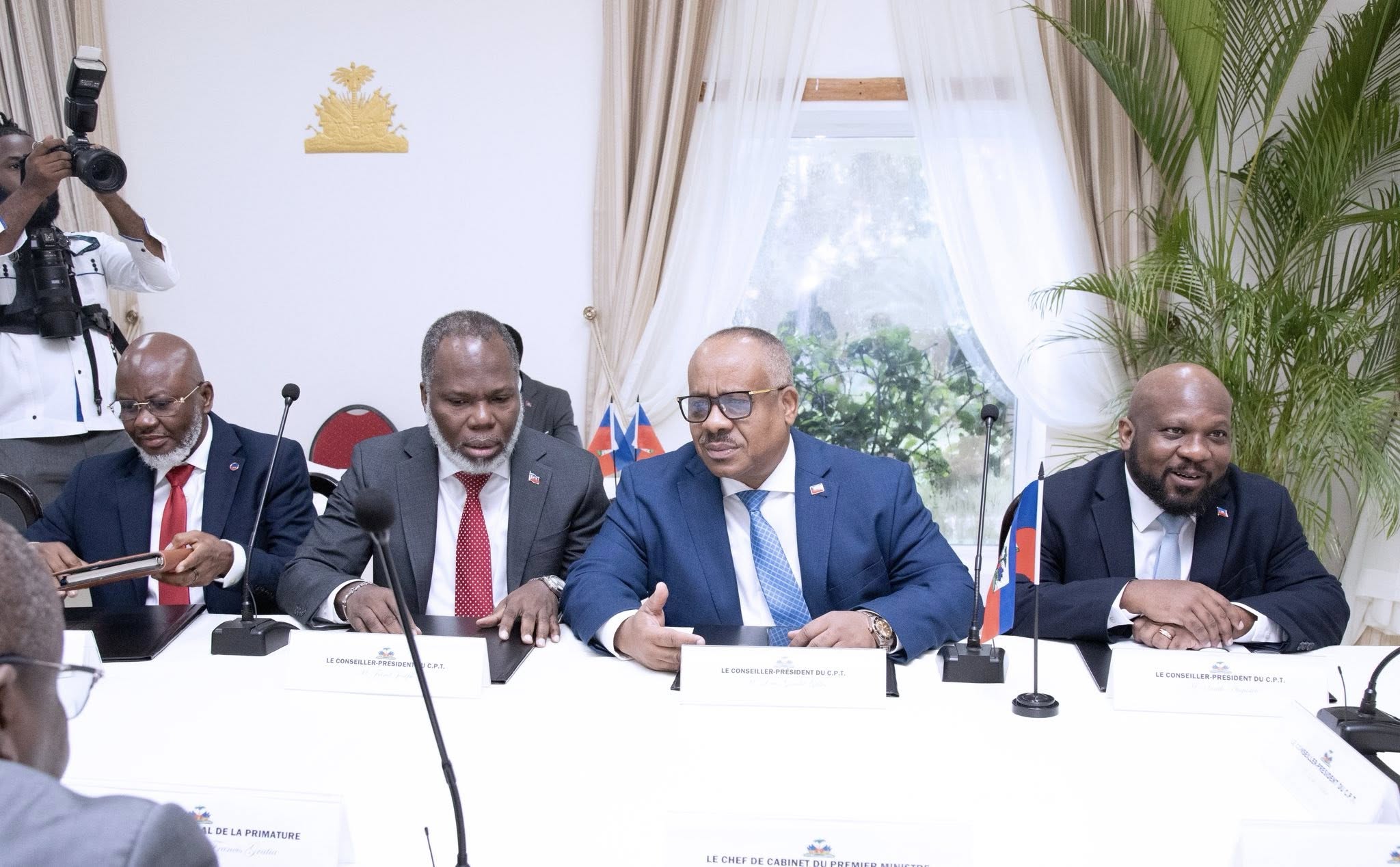 Des organisations politiques refusent de discuter avec le CPT