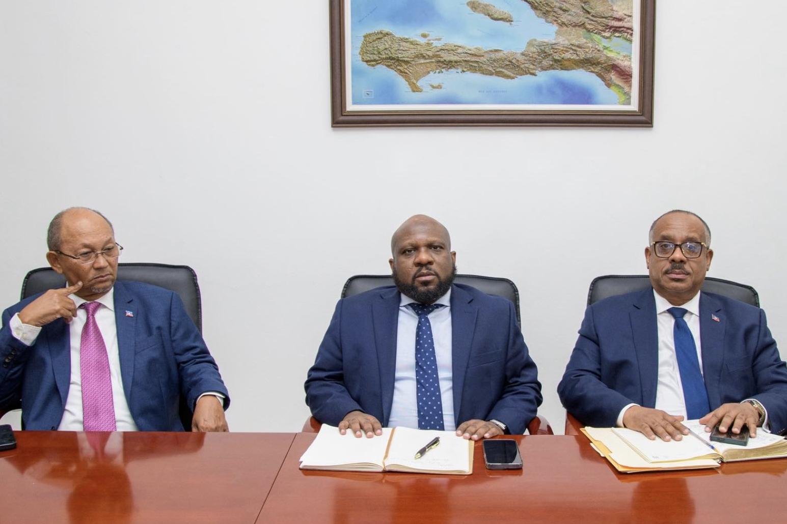 CPT : Fanmi Lavalas et Compromis historique désapprouvent Leslie Voltaire et Smith Augustin