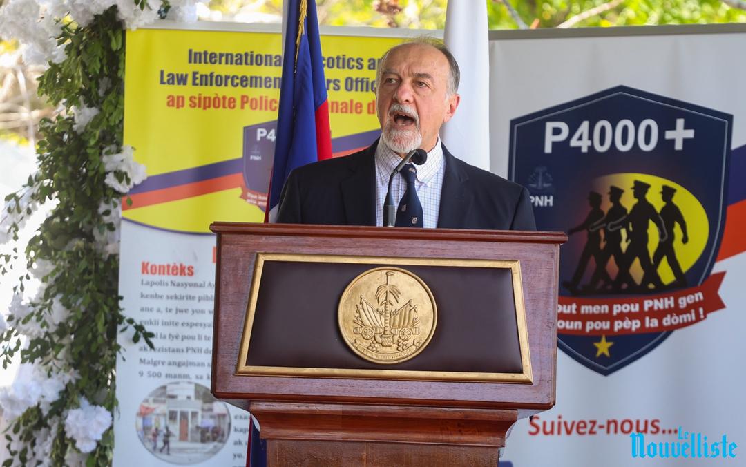 « Le maintien du Premier ministre Fils-Aimé demeure essentiel », insiste le chargé d’Affaires américain Henry Wooster