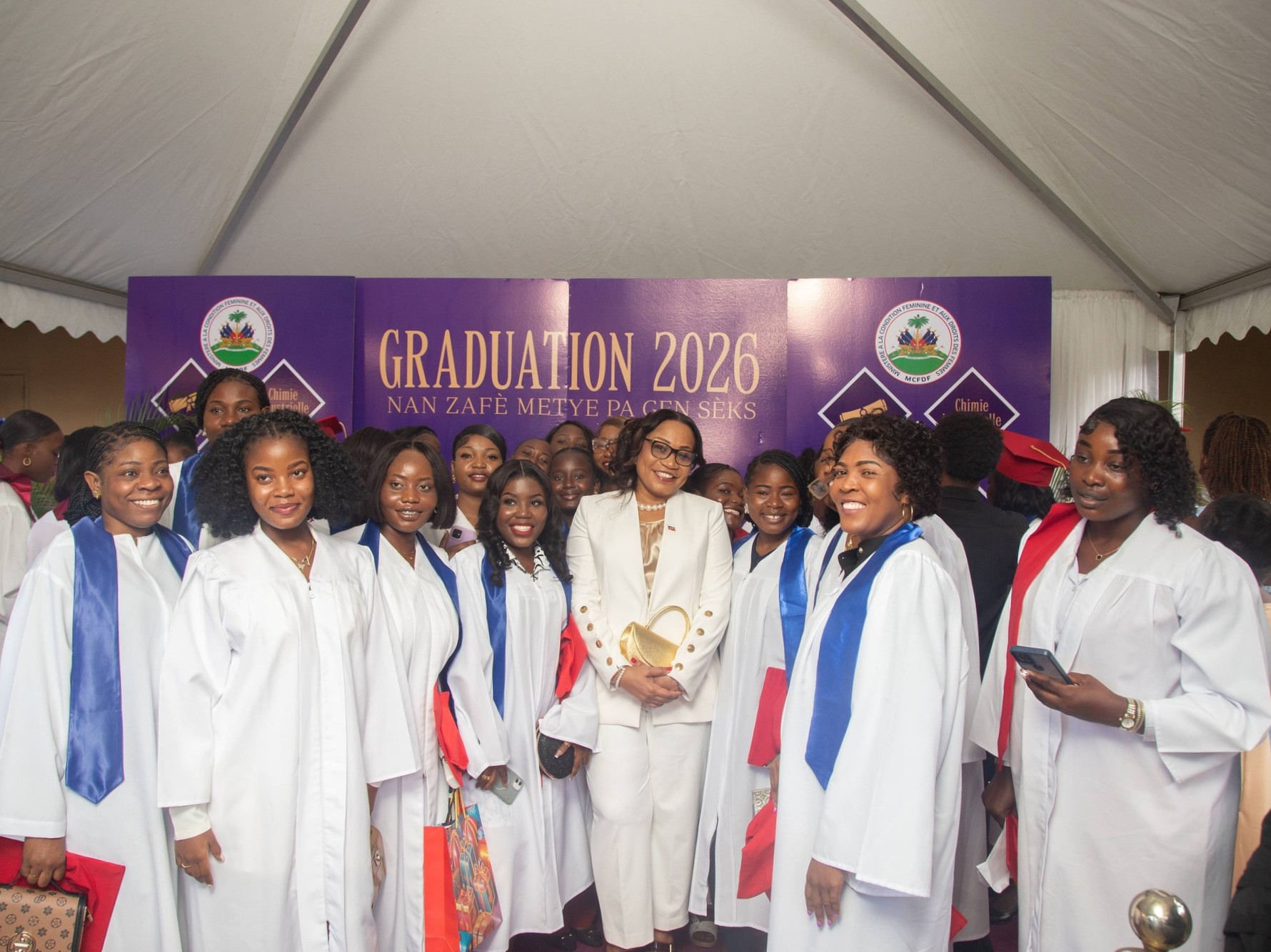 289 filles-mères et femmes diplômées dans des métiers traditionnellement réservés aux hommes