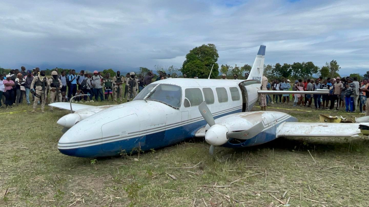 Atterrissage forcé d’un avion à Démion (Fonfrède), aux Cayes