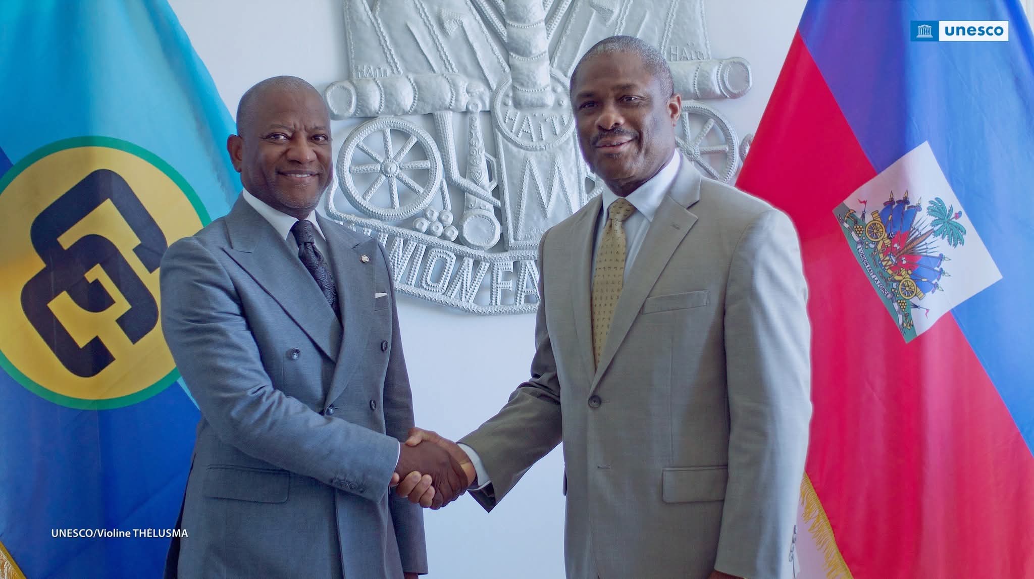 Coopération : discussions entre le chancelier haïtien et le représentant de L'UNESCO 