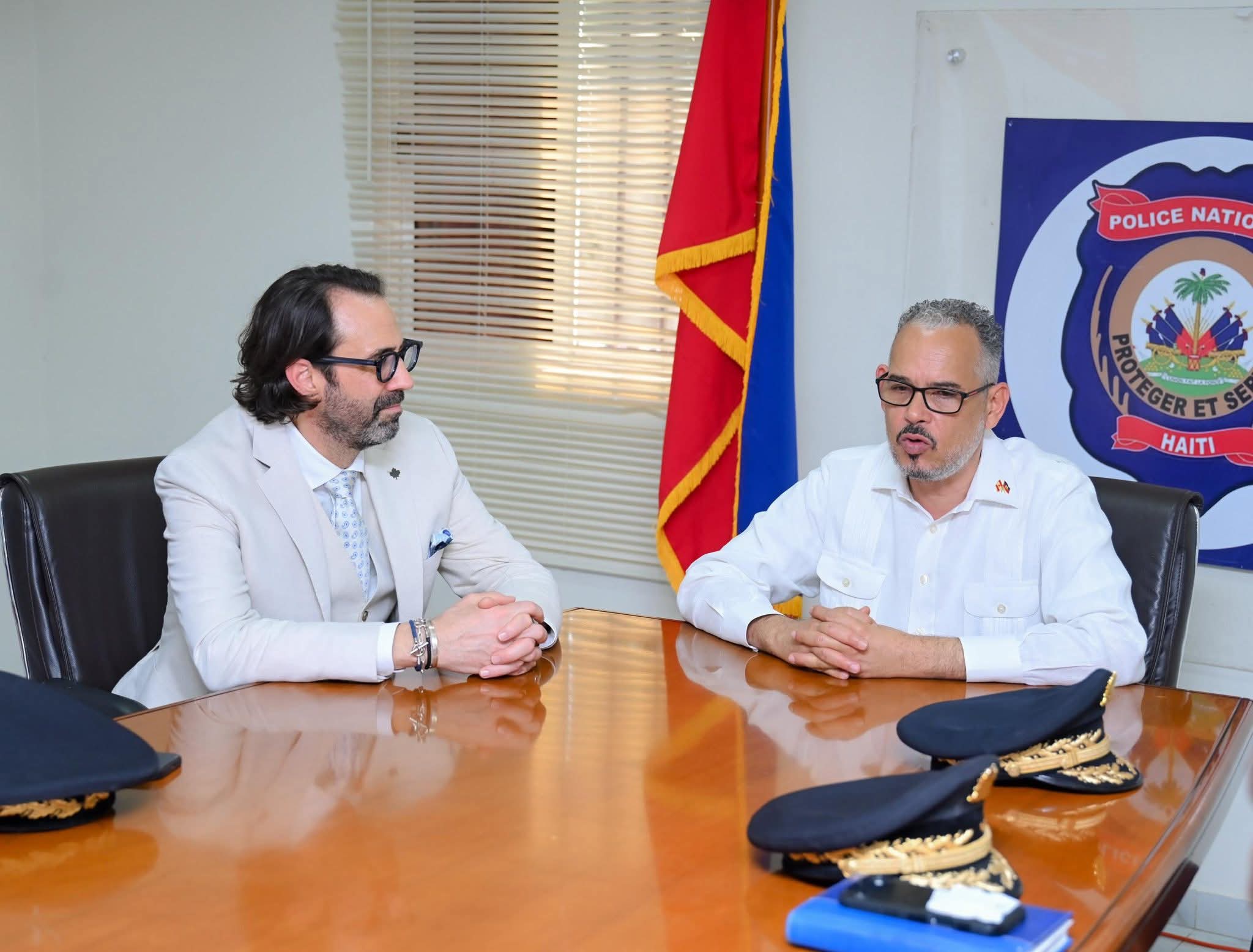 Nouveaux blindés pour la PNH, le PM Fils-Aimé veut rétablir l'autorité de l'Etat