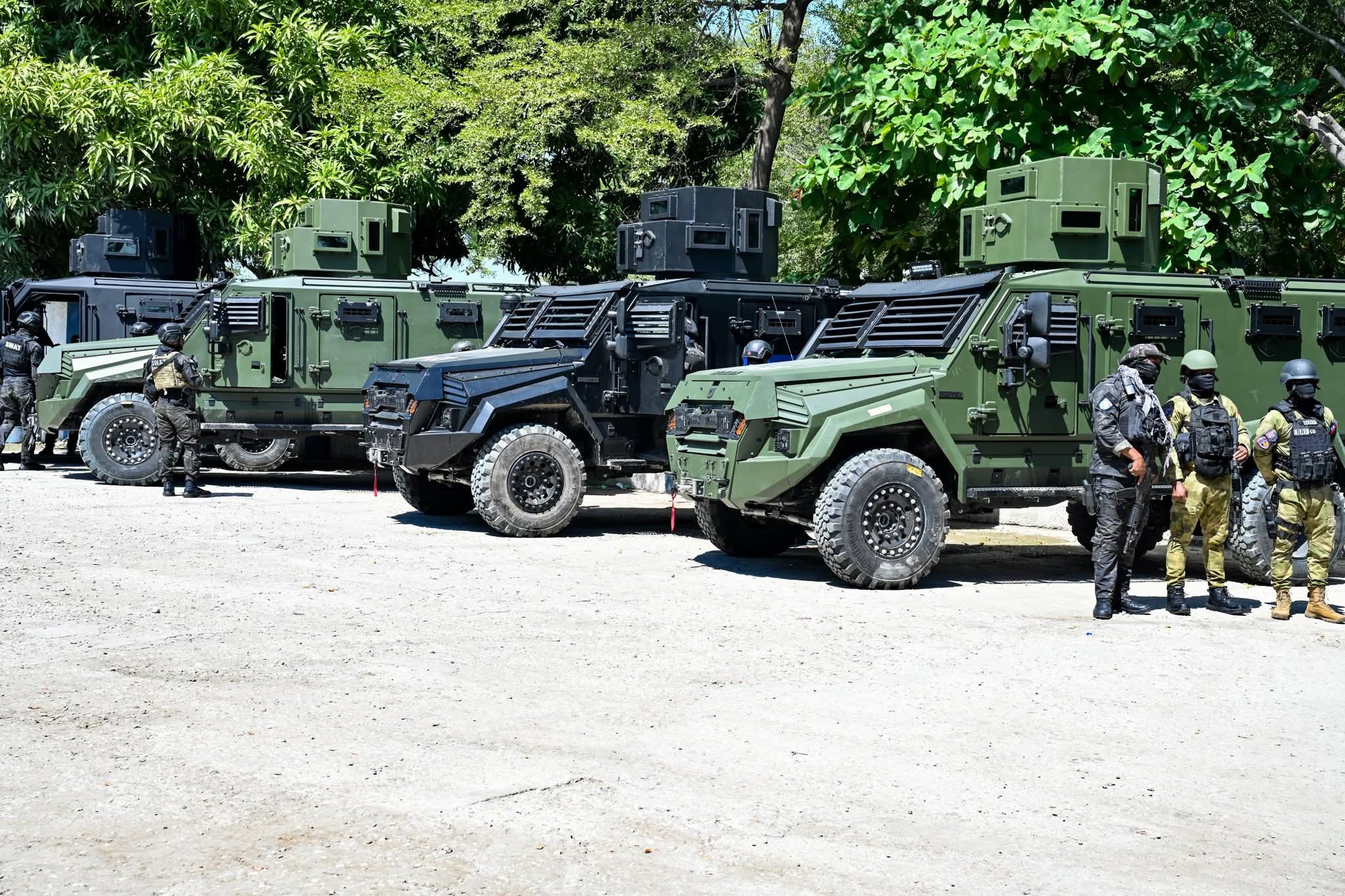 10 véhicules blindés reçus du Canada, d’autres attendus à Port-au-Prince
