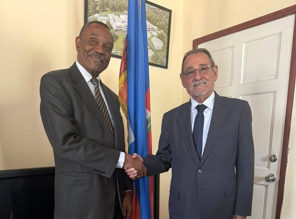 Rencontre entre l’ambassadeur de Cuba et le MSPP autour de la coopération sanitaire