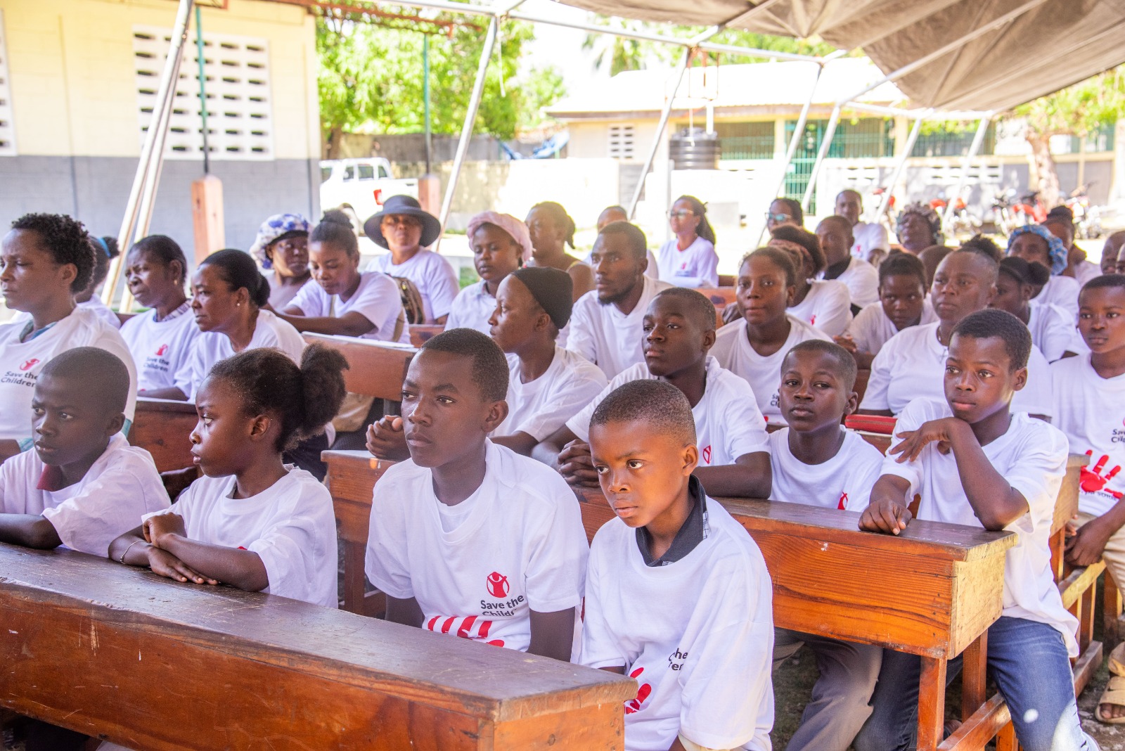 Recrutement d'enfants par les groupes armés: des enfants de la Savane aux Cayes sensibilisés 