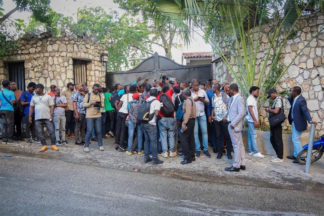 Des dizaines de signatures pour le « Pacte national pour la stabilité et l’organisation des élections »