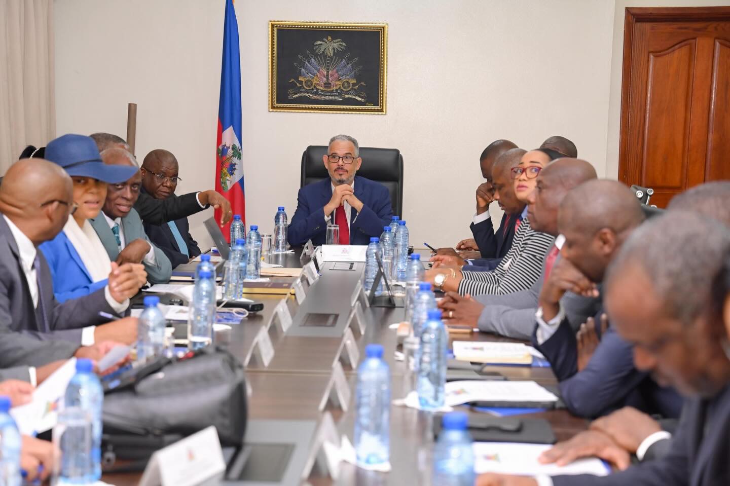 Conseil des ministres à la Primature avant la présentation du Pacte national