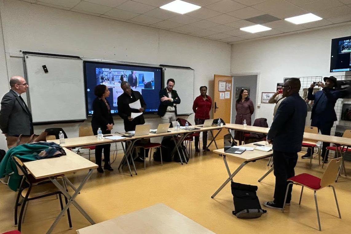 Corps féminin et enjeux de pouvoir : relire le roman contemporain haïtien dans la perspective de Dieulermesson Petit Frère