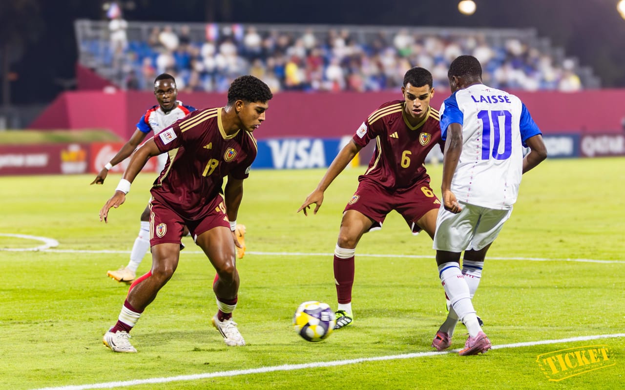 Emerson Laissé sur les tablettes de la Real Sociedad