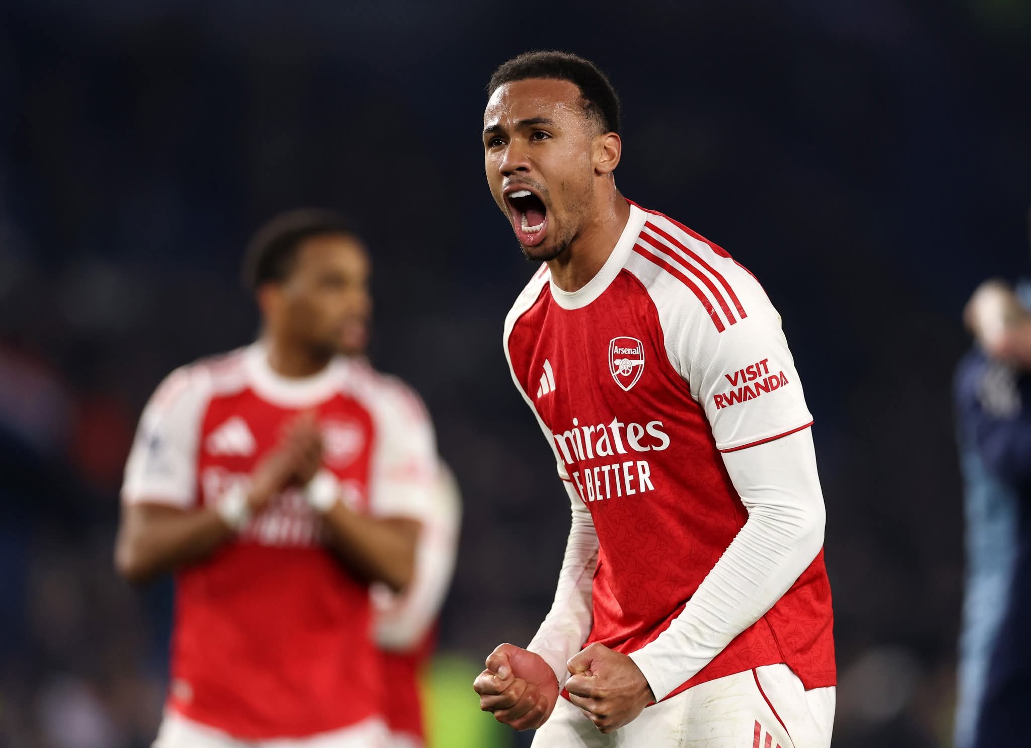 Arsenal gagne encore, Manchester City lâche deux points