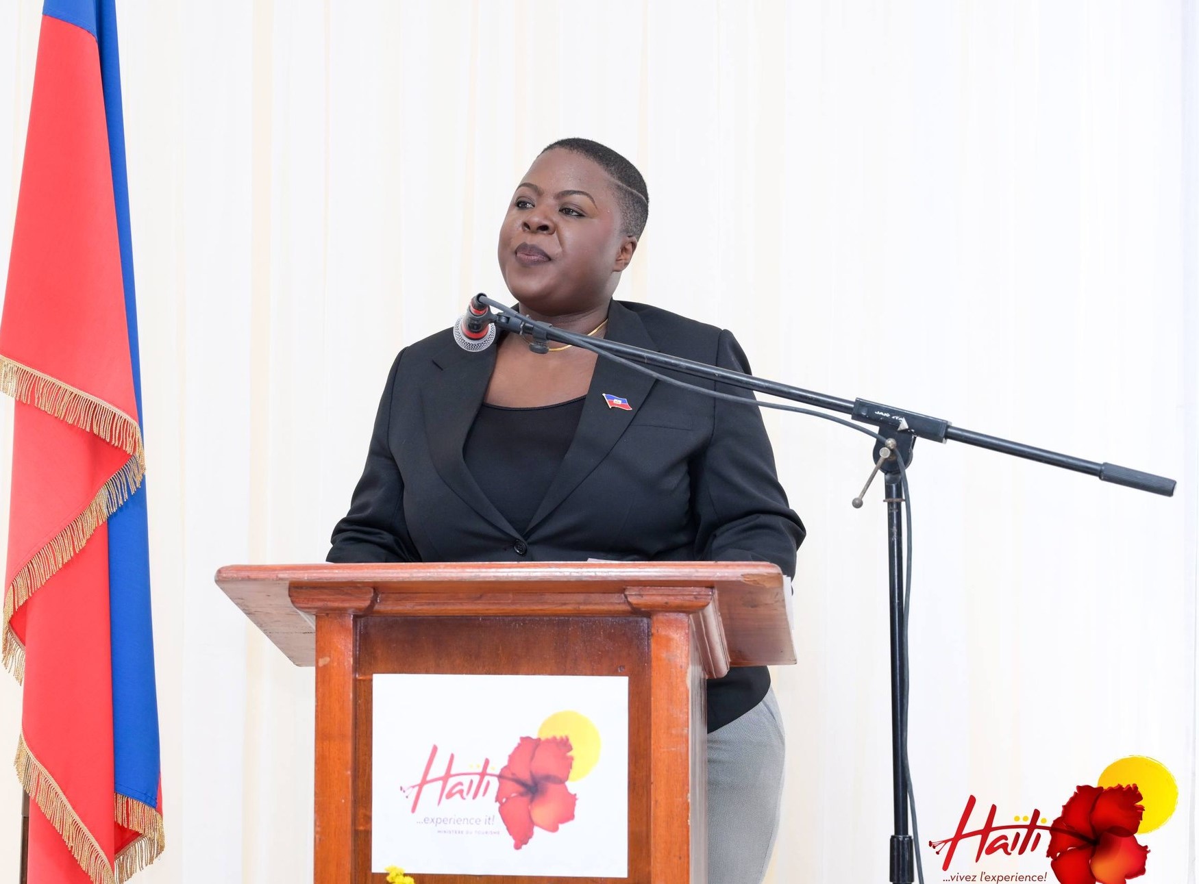 Stéphanie Smith investie ministre du Tourisme