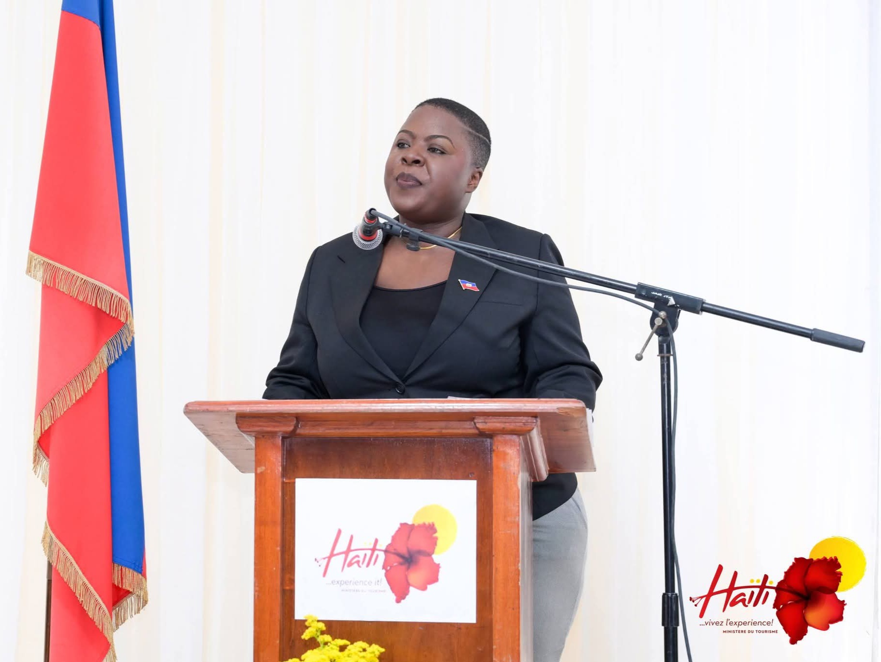 Installation de la nouvelle ministre du Tourisme, Stéphanie Smith