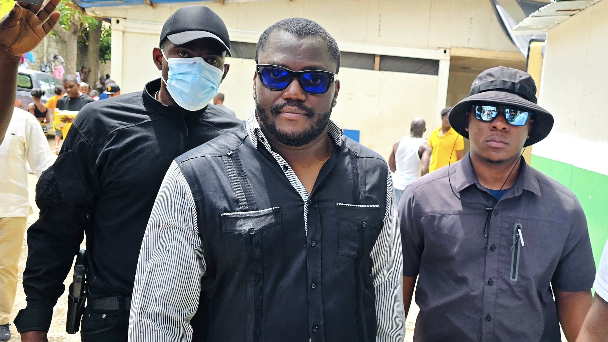 Le ministre de l’Environnement visite les déplacées 