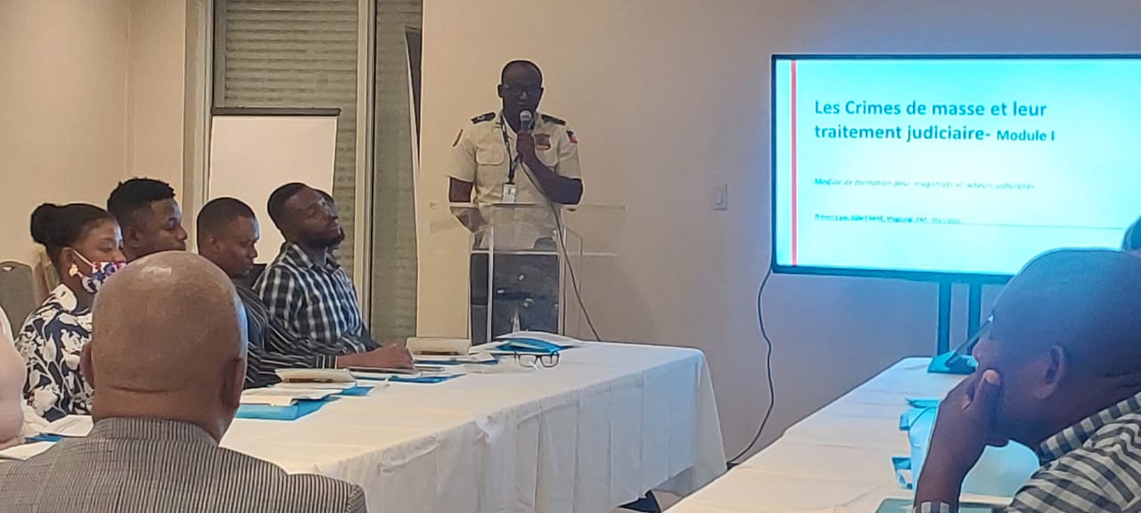 20 officiers de police judiciaire formés sur les crimes de masse