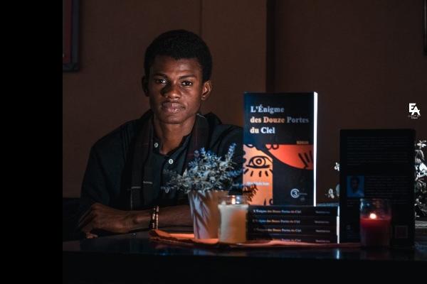 Jean Wood Jude en signature avec « L'Énigme des Douze Portes du Ciel »