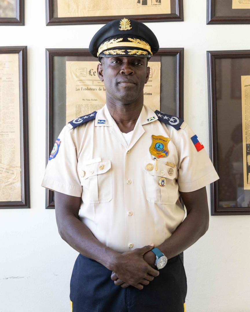 Qui est Vladimir Paraison ?