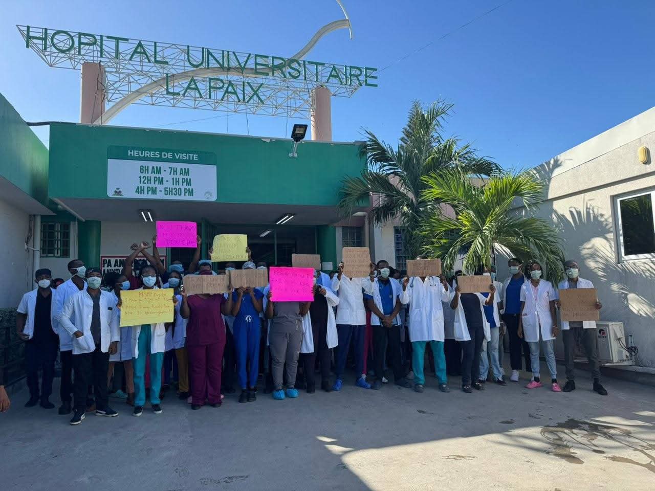 Grève dans les hôpitaux: une bombe à retardement pour le gouvernement