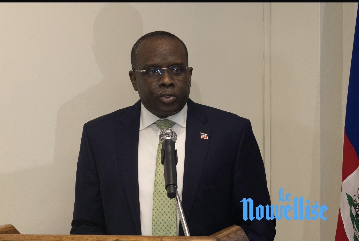 Le nouveau directeur exécutif du CEP, Uder Antoine, installé dans ses fonctions