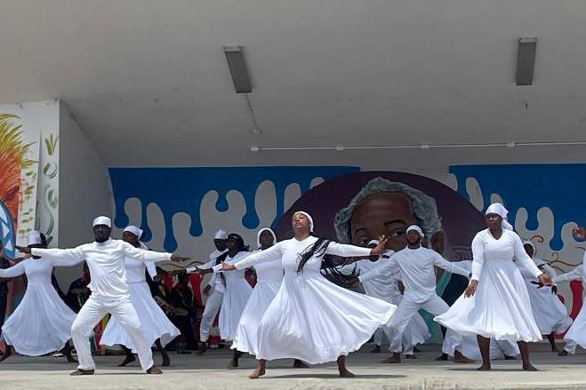 Le Théâtre national d'Haïti et l'ENARTS célèbrent la danse au Kiosque Occide Jeanty