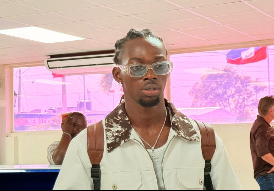 Woodensky Pierre quitte Haïti pour rejoindre les Grenadiers avant la Coupe du monde 2026