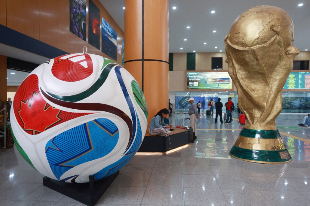 La FIFA dévoile Trionda, le ballon officiel de la Coupe du monde 2026