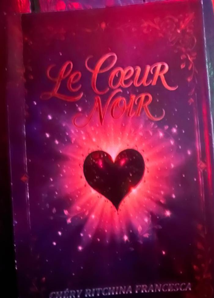 Chéry Ritchina Francesca signe un premier roman sur les blessures invisibles de l'amour trahi