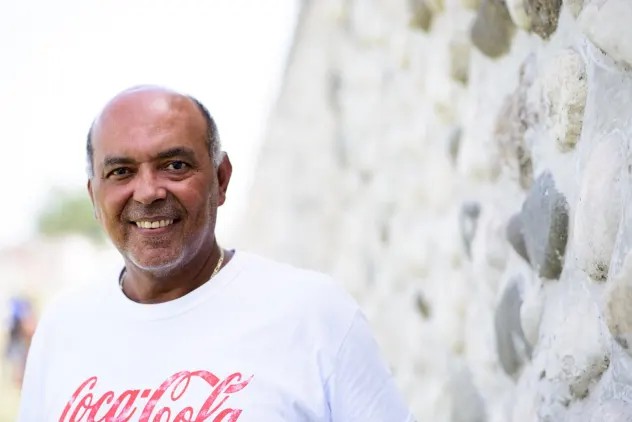 Patrice Millet, survivant du cancer, dédie sa vie au football des jeunes dans des quartiers précaires