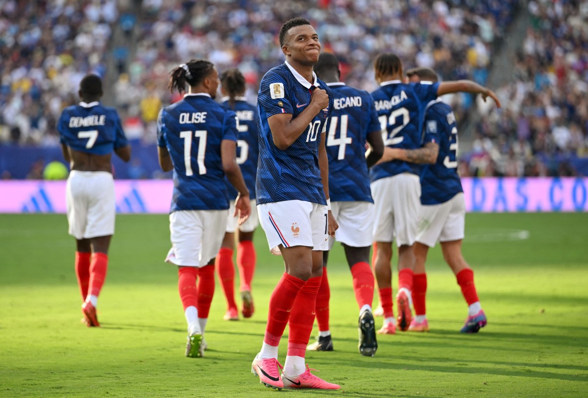Mondial-2026: la France bat la Suède 3-0 avec un doublé de Mbappé et passe en 8e