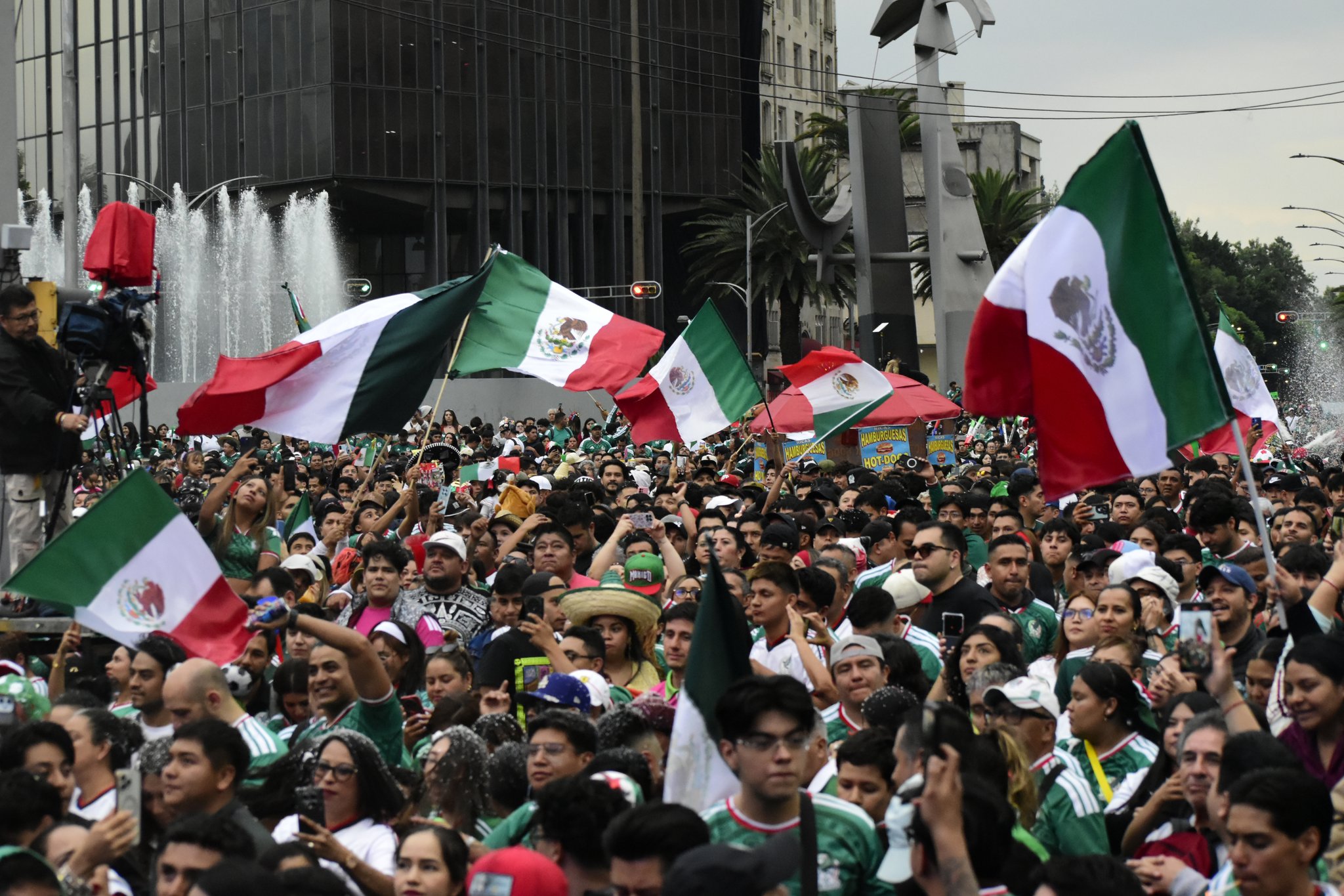 Mondial-2026 : au moins trois morts lors des célébrations à Mexico