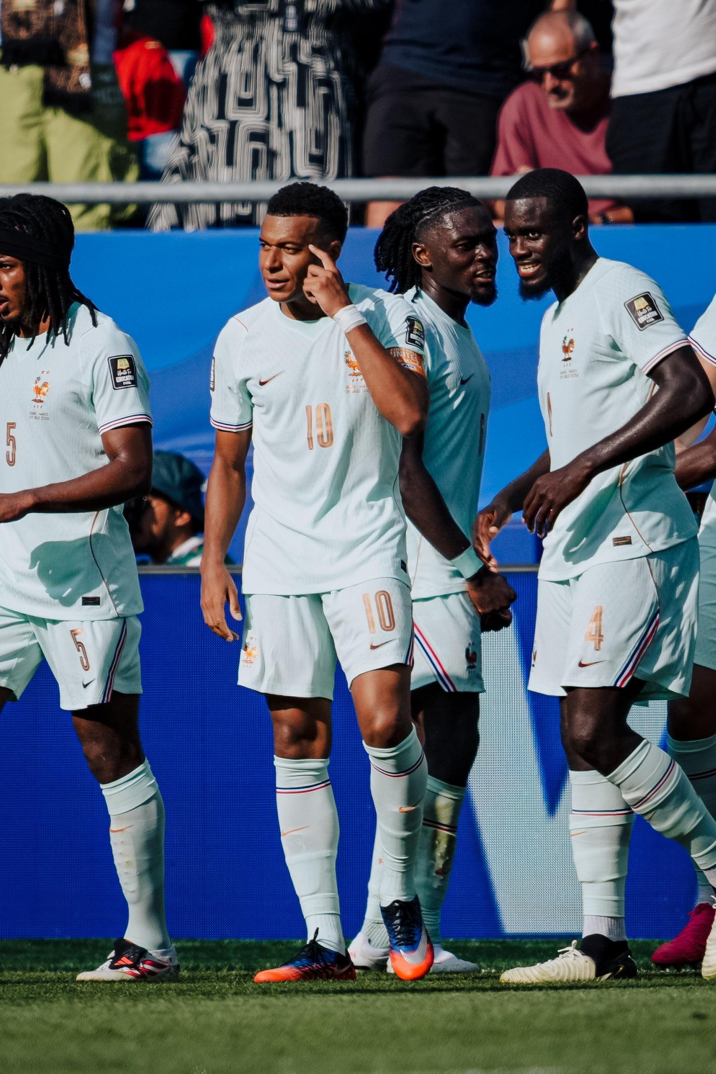 Mondial-2026: la France qualifiée pour les demies après sa victoire 2-0 contre le Maroc