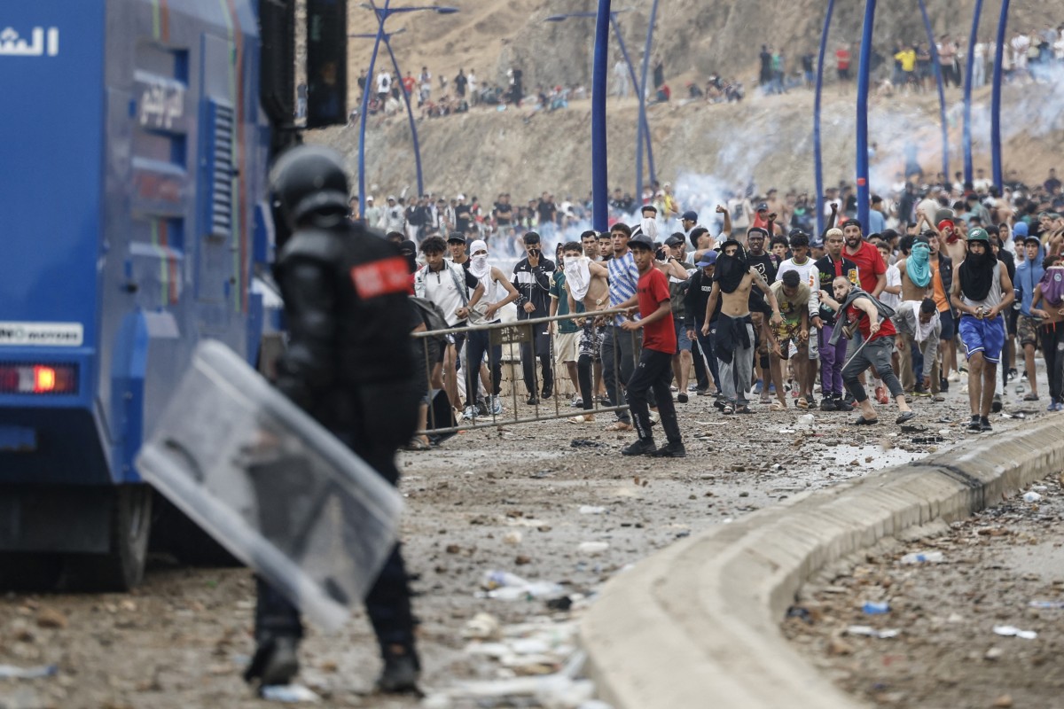 Espagne: 60.000 migrants ont passé la frontière entre le Maroc et Ceuta, l'équivalent de "70% de la population locale"