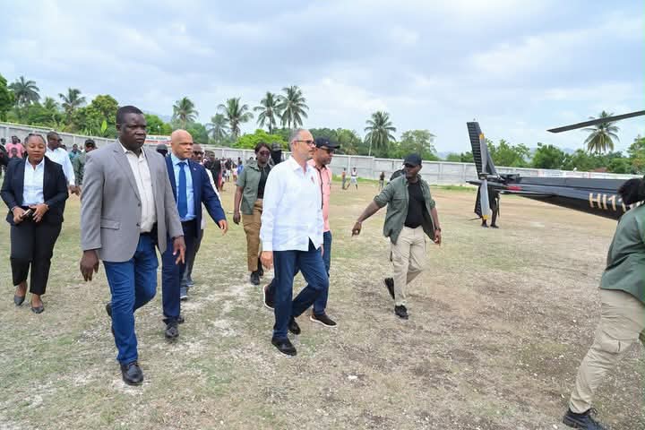 Le Premier ministre Alix Didier Fils-Aimé en tournée dans le grand Sud