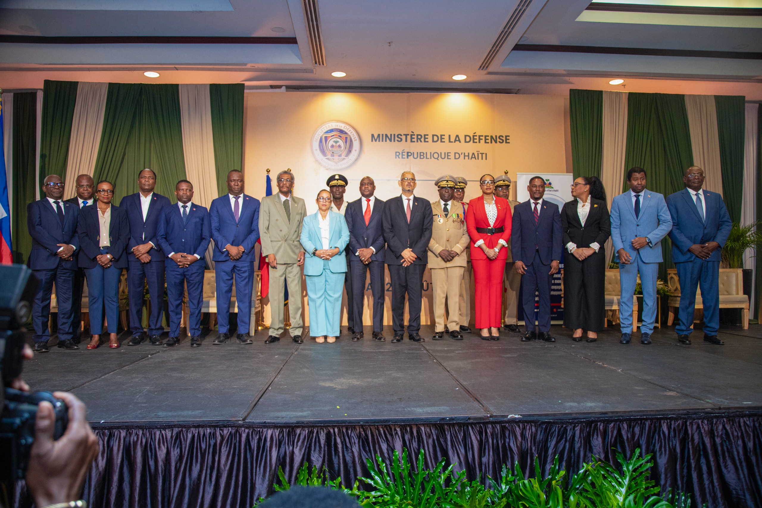 Quelle armée pour Haïti ? : le ministère de la Défense ouvre trois jours d’assises