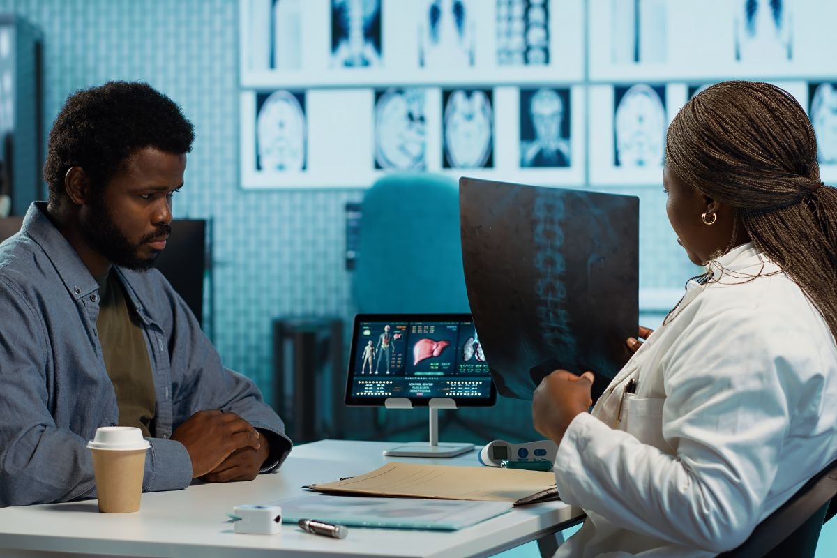 Devenir Médecin : protéger l’humanité des soins à l’ère de l’intelligence artificielle