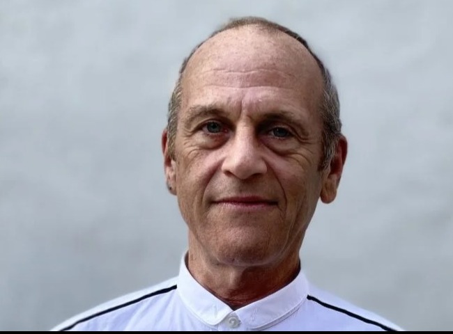 Thomas Spear, portrait incrédule
