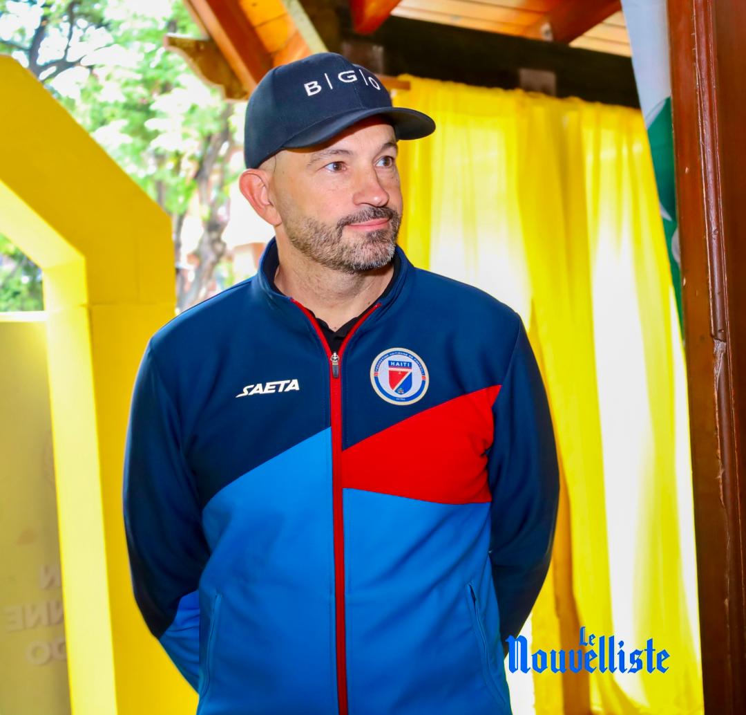 Officiellement présenté en Haïti, David Badia prend ses fonctions avec les Grenadiers
