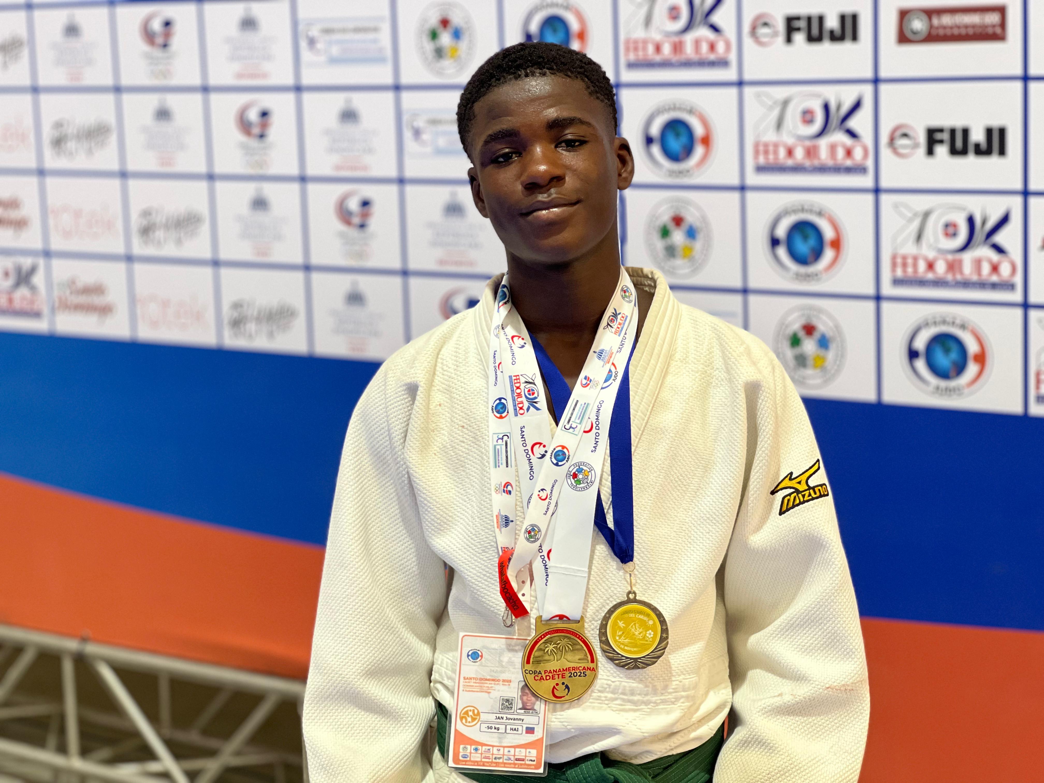 Jovanny Jan garde son trône à Santo Domingo