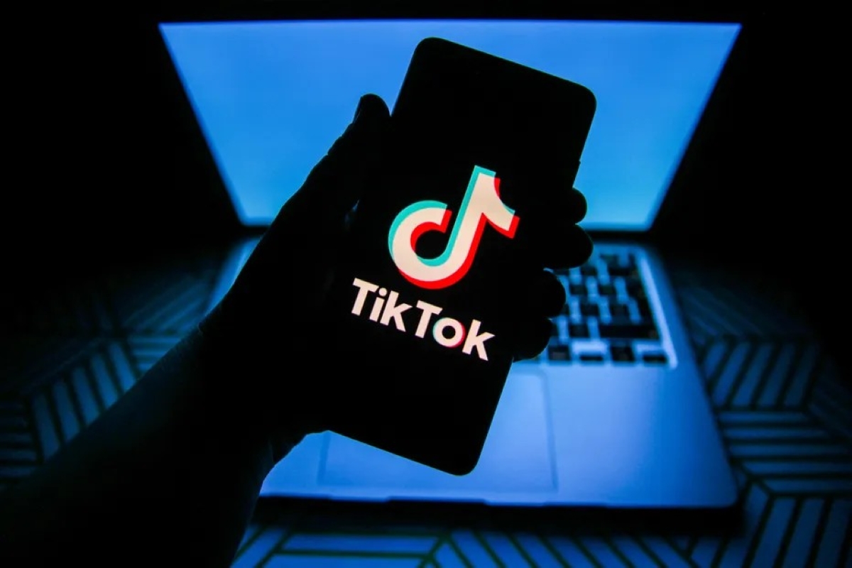 TikTok a dix ans : de la vidéo courte au phénomène de société