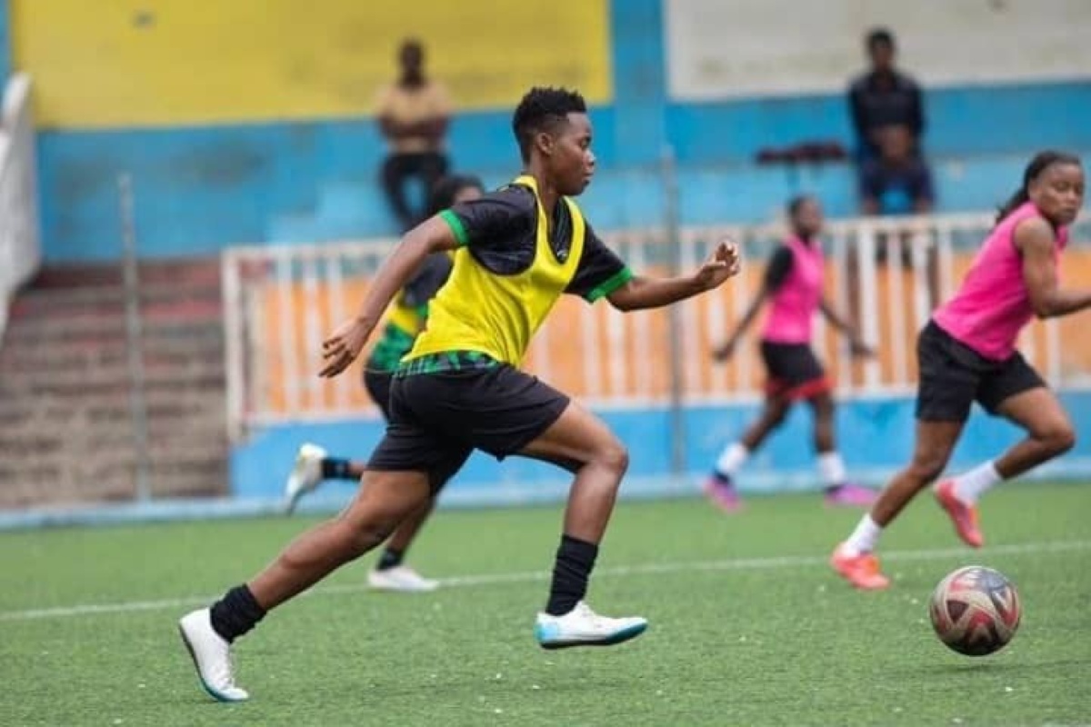 Guerline Guerrier, le football et le corps comme terrains de jeu