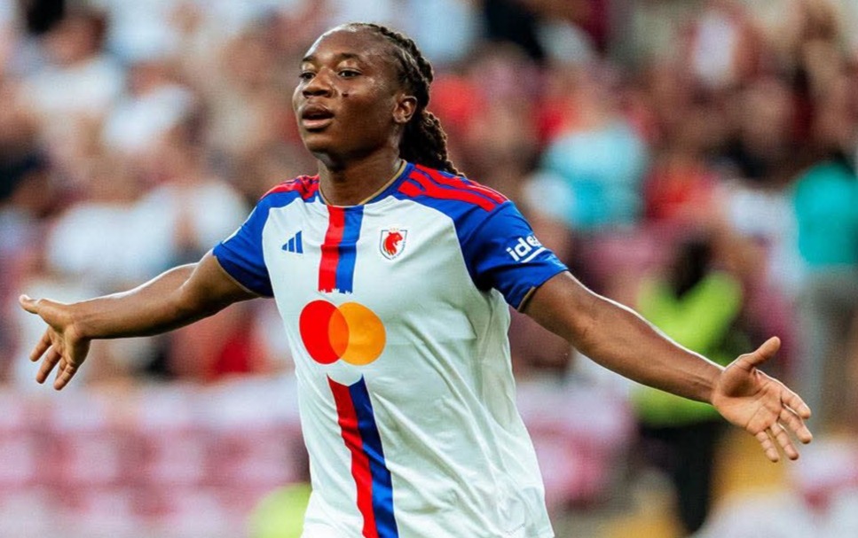 L'OL Lyonnes s'impose 8-0, Dumornay voit double