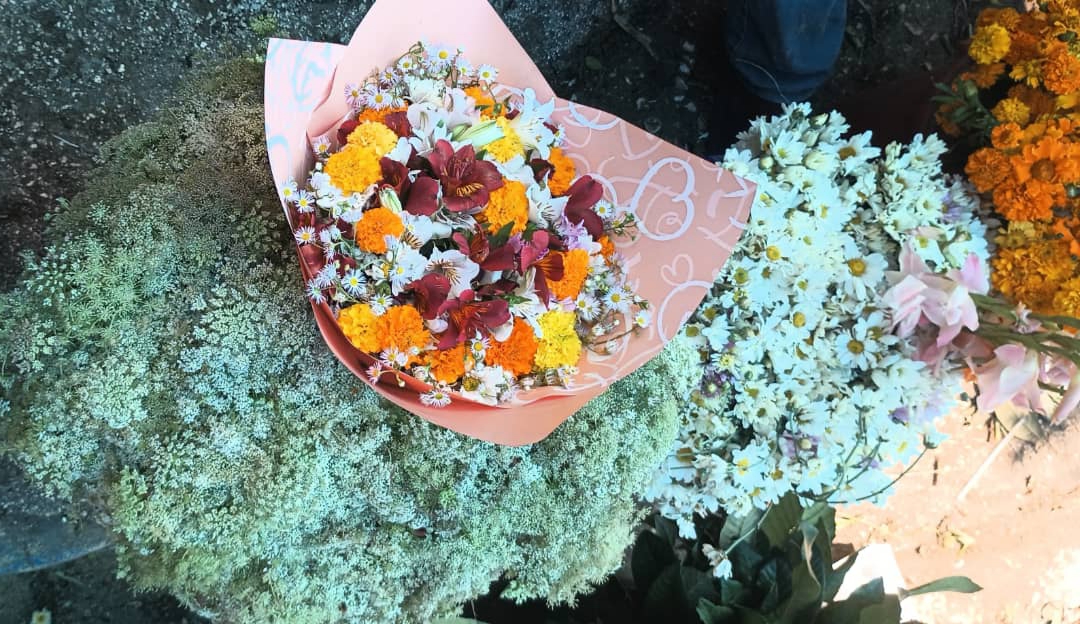 Fleurs naturelles: l’insécurité bouleverse l’approvisionnement des vendeurs