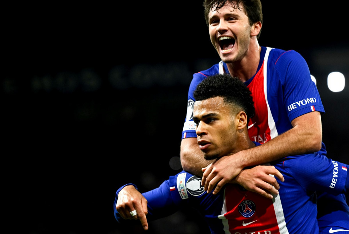 Ligue des champions: Paris s'offre le Barça, Liverpool renverse Villarreal